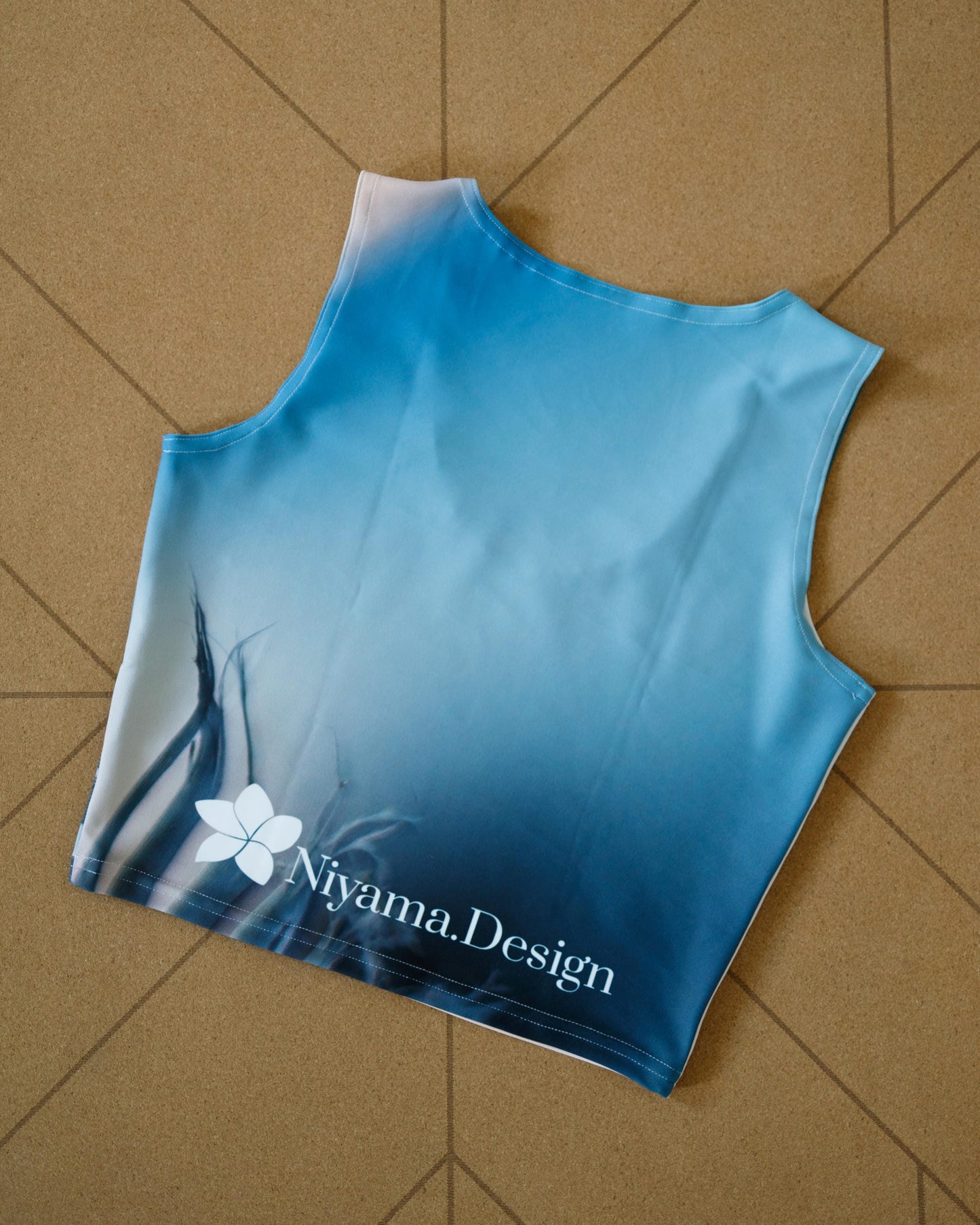 Feather — Crop Top