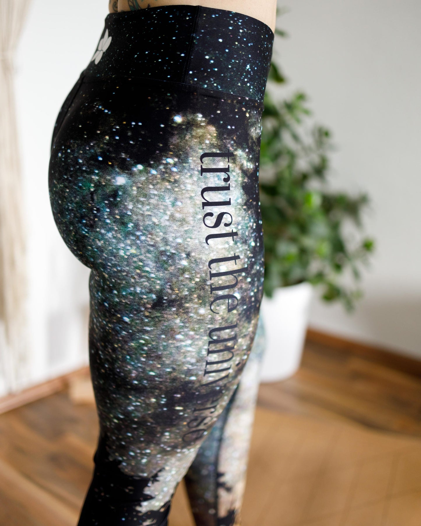 Universe — Yoga Leggins