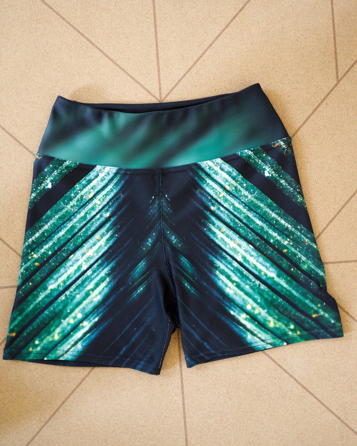 Leaf — Yoga Shorts